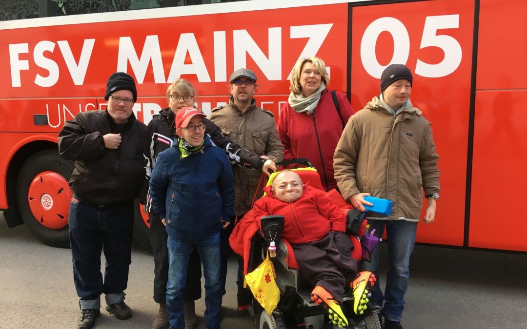 Ausflug zum Bundesliga-Abendspiel 1. FSV Mainz 05 gegen Borussia Mönchengladbach