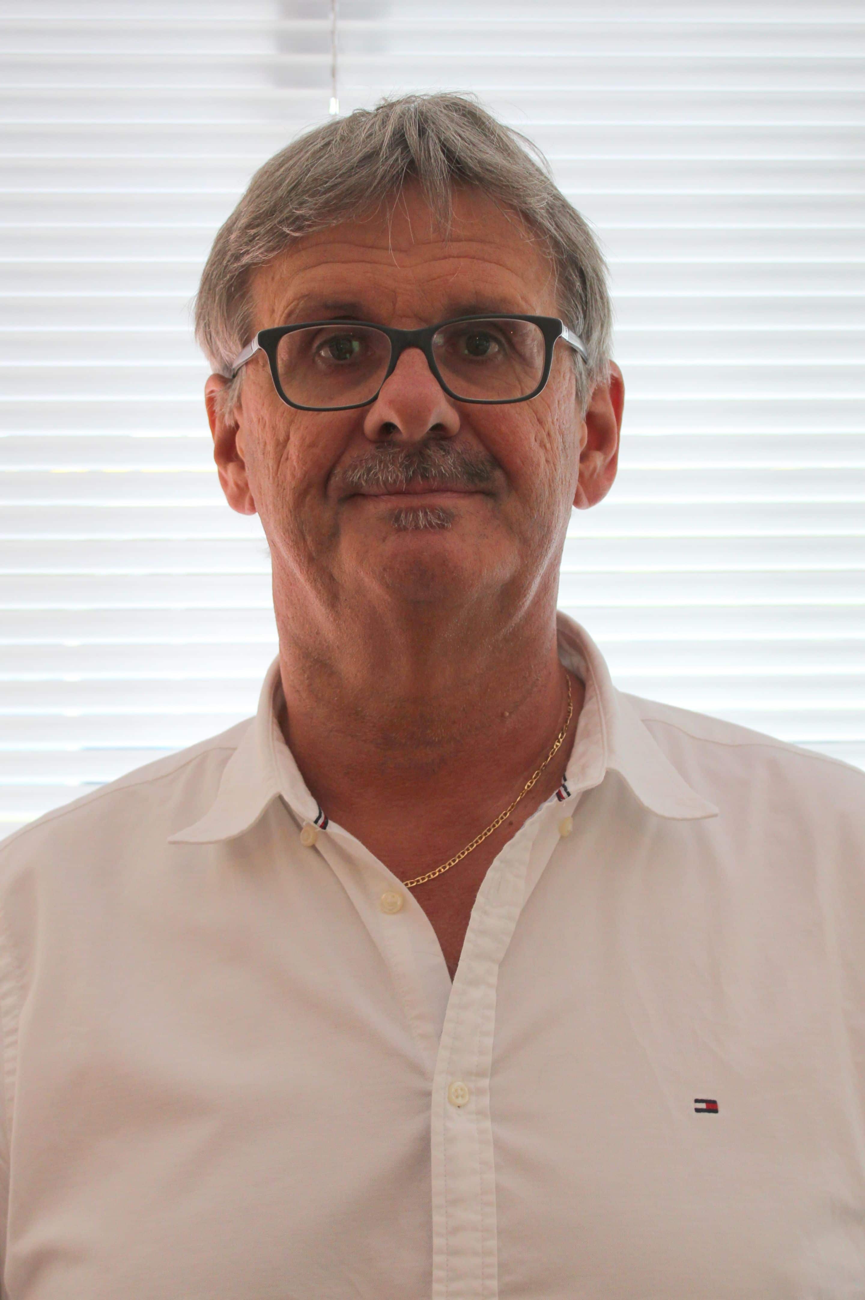 JÜRGEN PAUL