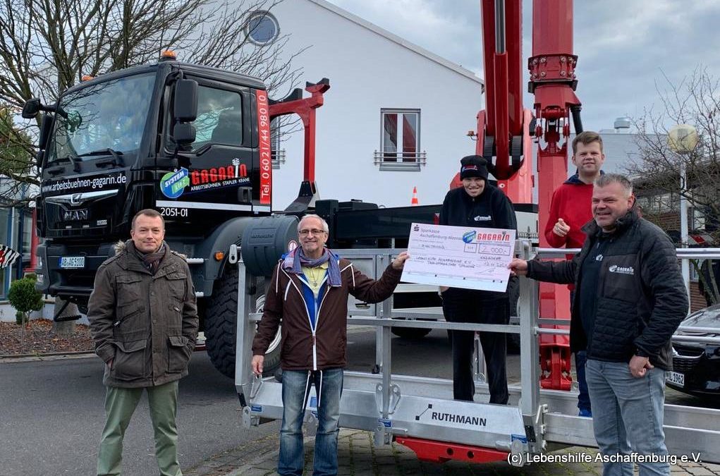 Spende der Firma Gagarin für die Tagesförderstätte