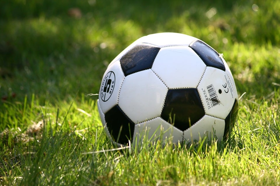 Spiel und Bewegung mit Ball – Fußballspielen inklusiv gestalten