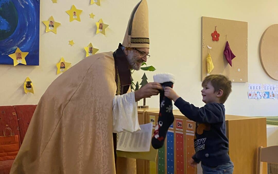 Der Nikolaus im Himmelszelt