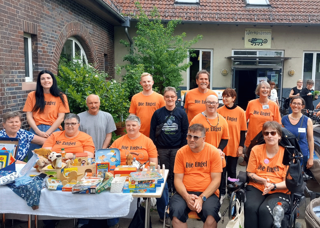 Engelgruppe auf dem Fest "Alle(s) zusammen" 2025