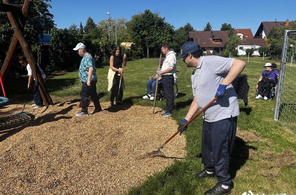 Gartenarbeiten und Eisessen