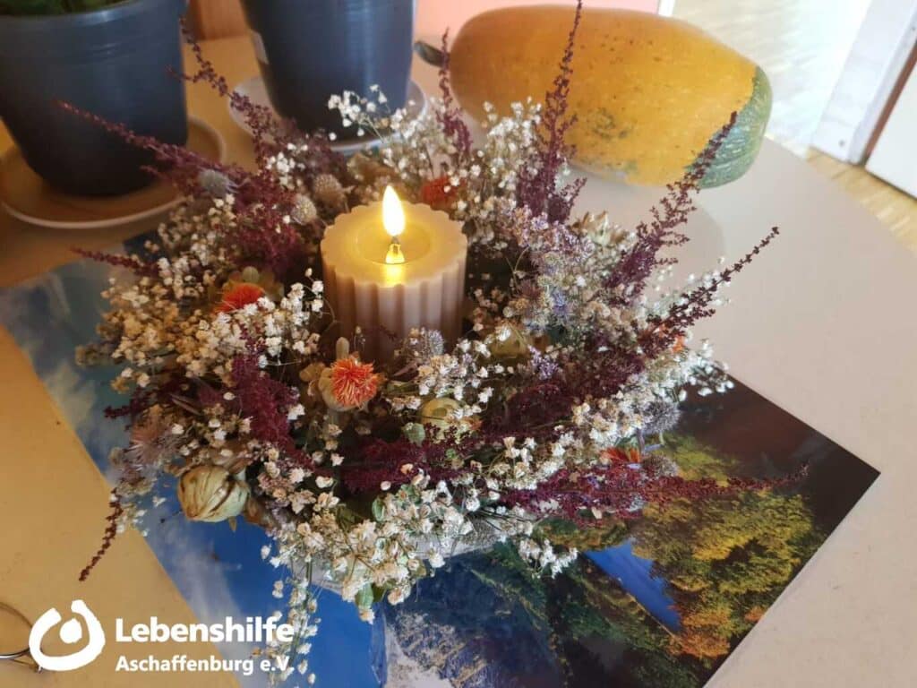 Herbstzeit in der Tagesförderstätte, Bild 6