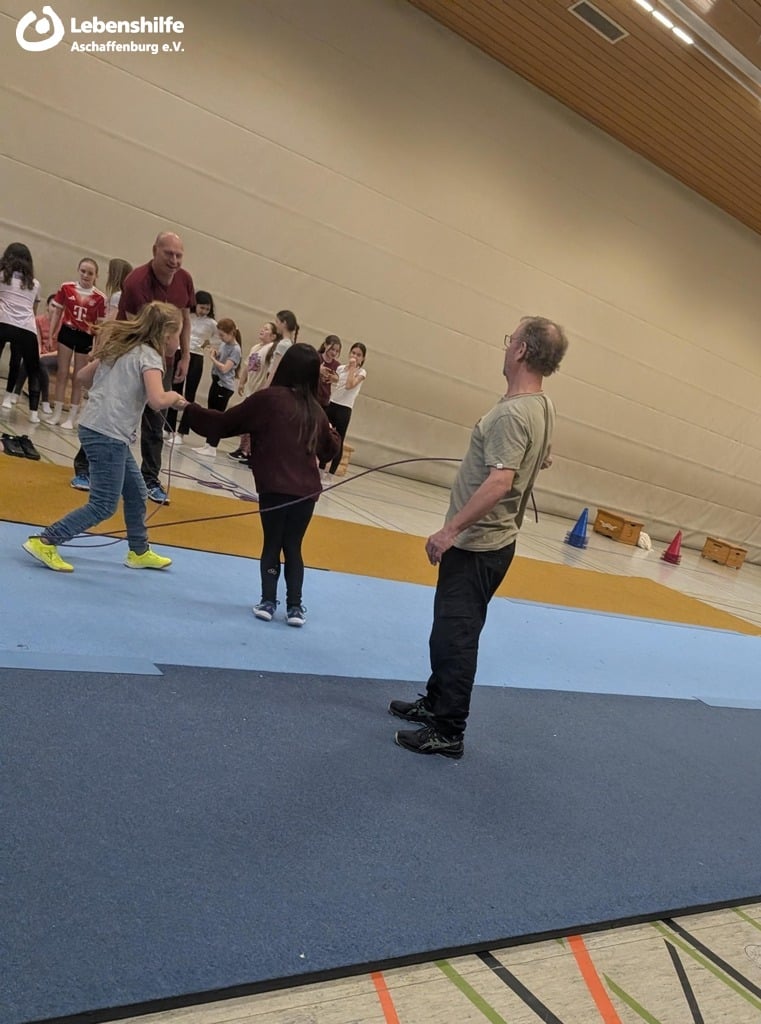 Zirkus-Projekt der Tagesstätte mit dem Dalberg-Gymnasium, Bild 5