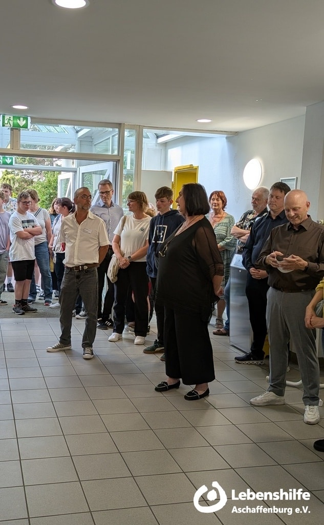 Begrüßung von Claudia Schöffel (2. Vorsitzende) und Eric Leiderer (Bürgermeister Aschaffenburg)