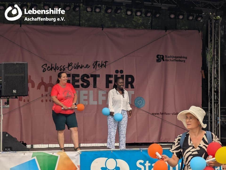 Tanzangebot der Heilpädagogischen Tagesstätte auf dem Fest für Vielfalt