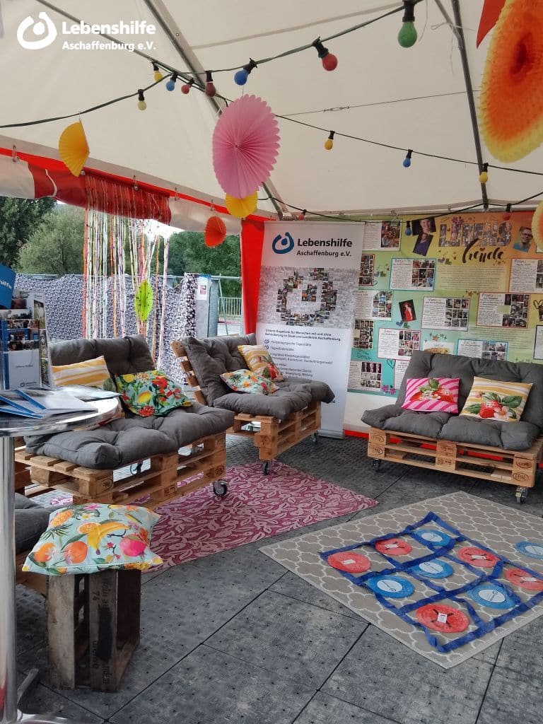 Stand der Lebenshilfe Aschaffenburg und den Lebenshilfe Werkstätten Schmerlenbach